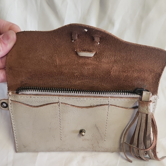 Free People Buffalo Leather Elegant Cream Leather Clutch - Picture 2 of 7